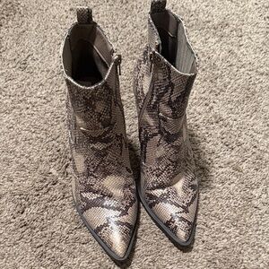 JustFab Black and Cream Patterned Ankle Booties